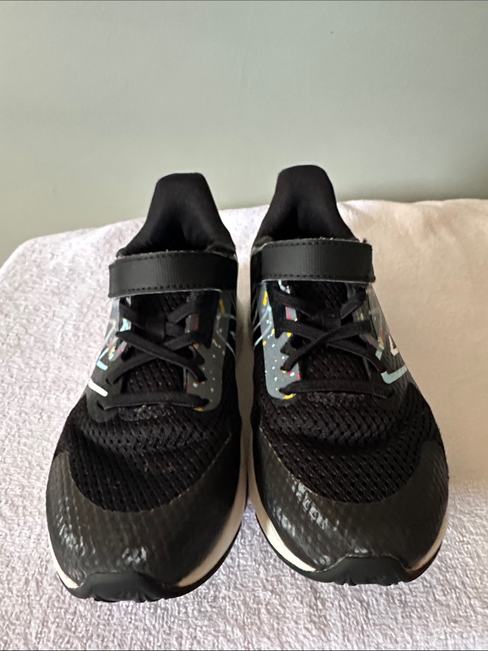 Boys New Balance Rave Run Velcro strap - Picture 8 of 9